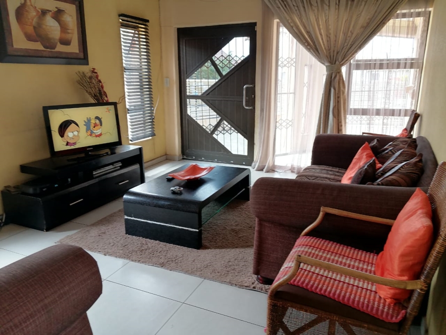 3 Bedroom Property for Sale in Tlhabane West North West